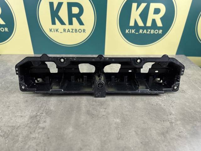 51128069250 BMW Кронштейн бампера заднего купить в Николаев