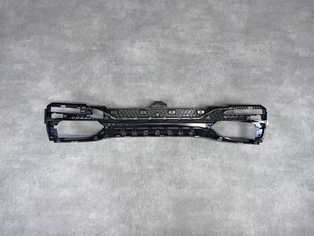 BMW 51128074015 Кронштейн бампера заднего центральный в наличии Николаев