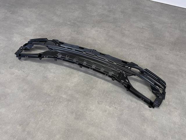 BMW 51128074015 Кронштейн бампера заднего центральный в наличии Одесса