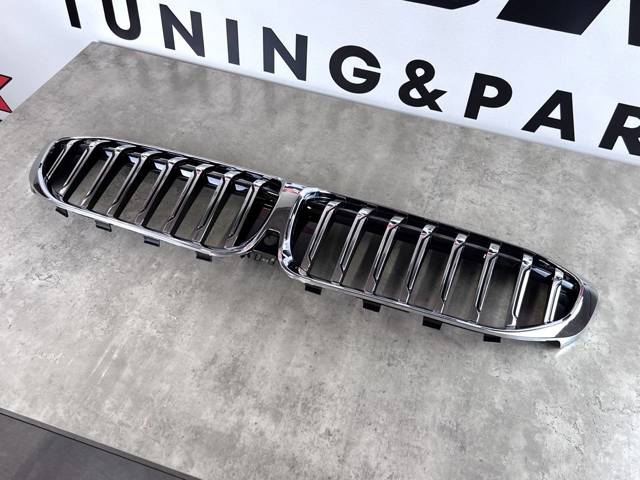51137457041 BMW Решетка радиатора купить в Запорожье
