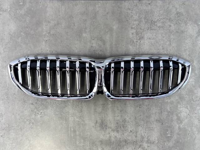 BMW 51137457041 Решетка радиатора в наличии Черкассы