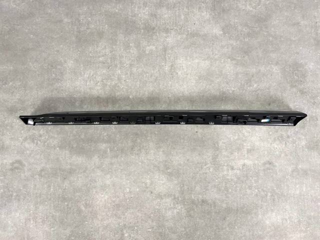 BMW 51138499209 Молдинг двери передней левой нижний в наличии Харьков
