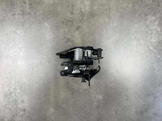 51237206453 BMW Замок капота левый купить в Чернигов