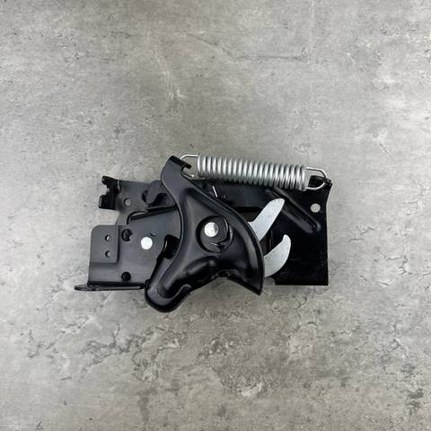 51237242549 BMW Замок капота правый купить в Каменское