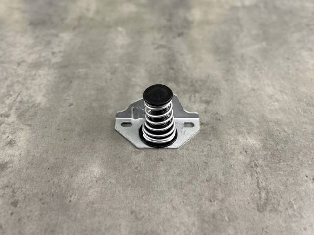 51237295780 BMW Фиксатор упора капота купить в Павлоград