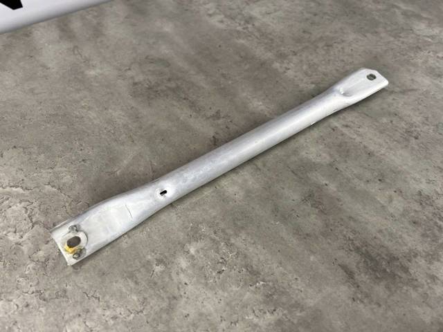 BMW 51617416969 Распорка передних стоек подвески левая в наличии Украина