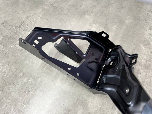 51647342501 BMW Кронштейн (адаптер) крепления фары передней левой купить в Запорожье