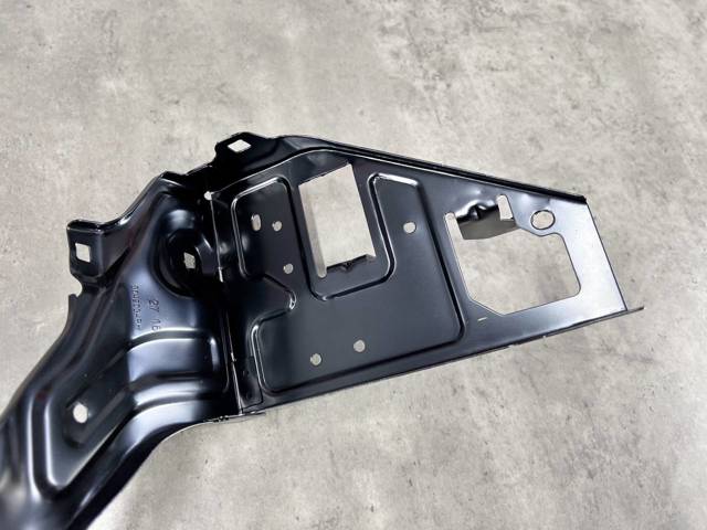 51647342502 BMW Кронштейн (адаптер) крепления фары передней правой купить в Павлоград
