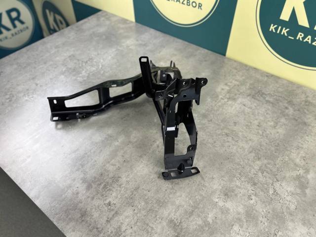 51647400113 BMW Кронштейн (адаптер) крепления фары передней левой купить в Ровно