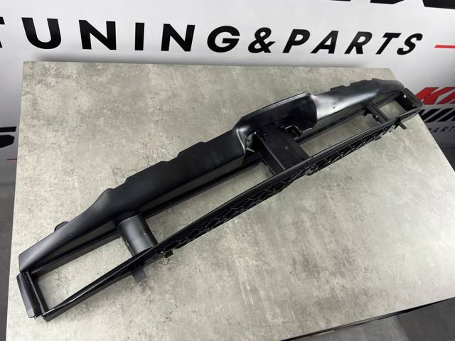 51647418158 BMW Нижний дефлектор радиатора купить в Хмельницкий