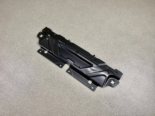 BMW 51647422287 Накладка передней панели (суппорта радиатора) верхняя в наличии Одесса
