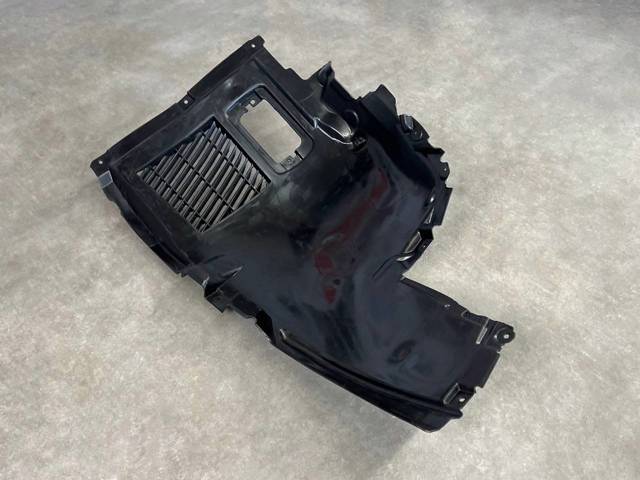 BMW 51717185164 Подкрылок крыла переднего правый передний в наличии Запорожье