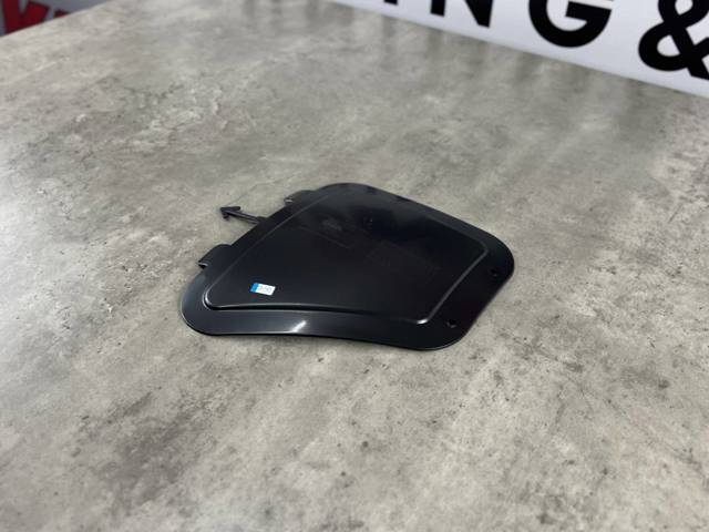 51717187044 BMW Лючок подкрылка переднего правого купить в Винница