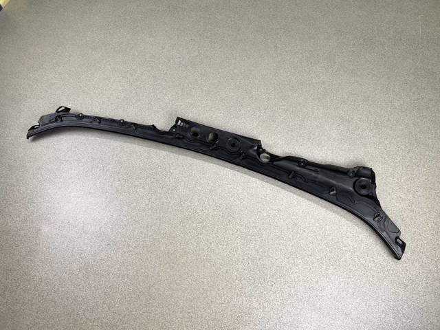 51717203124 BMW Решетка дворников купить в Николаев