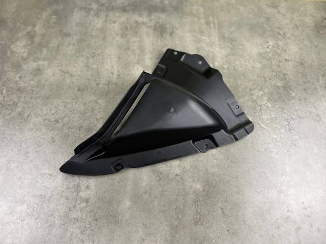 51717304046 BMW Защита бампера переднего правая купить в Чернигов
