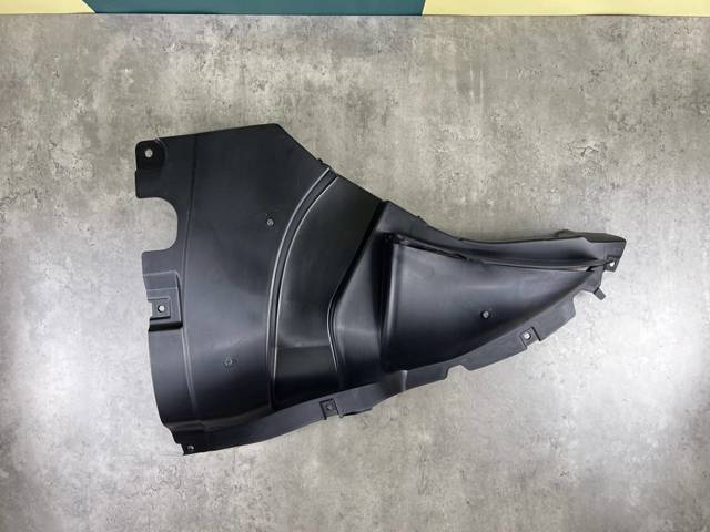 BMW 51718069308 Щиток грязезащитный передней арки крыла в наличии Львов