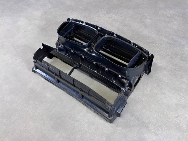 51747187290 BMW Решетка радиатора купить в Житомир