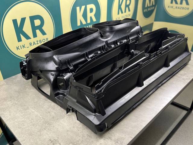 51747200787 BMW Воздуховод (дефлектор) радиатора купить в Хмельницкий