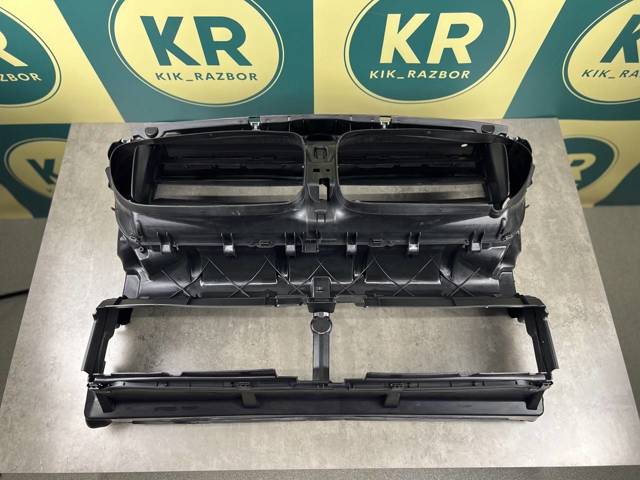 51747200787 BMW Дефлектор радиатора купить в Ровно