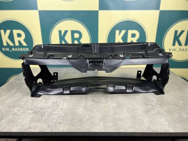 51747255413 BMW Воздуховод (дефлектор) радиатора купить в Черкассы