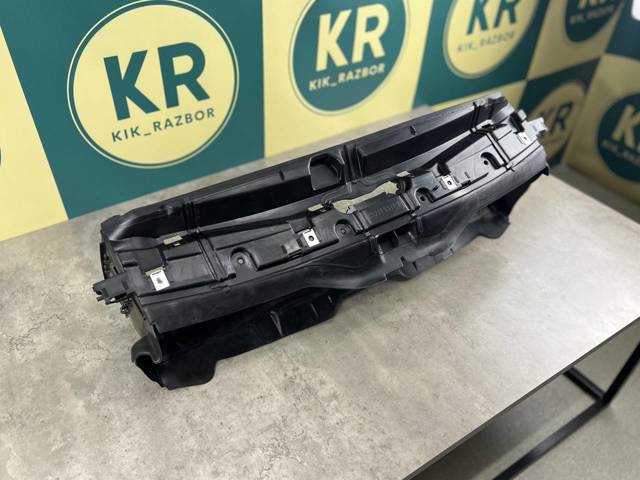 51747290610 BMW Дефлектор радиатора купить в Тернополь