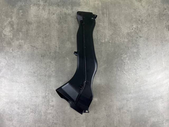 51747343803 BMW Воздуховод тормозного диска левый купить в Житомир
