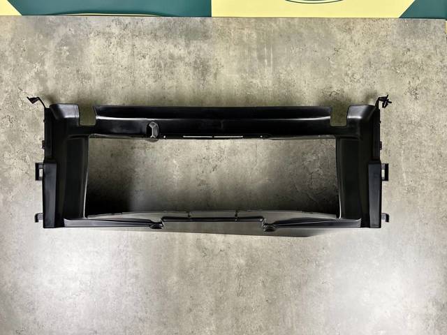 51748054228 BMW Воздуховод (дефлектор) радиатора нижний купить в Павлоград