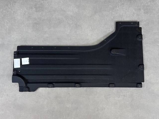 51757424881 BMW Защита днища передняя левая купить в Николаев
