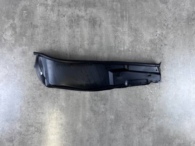 51767329400 BMW Уплотнитель крыла купить в Тернополь