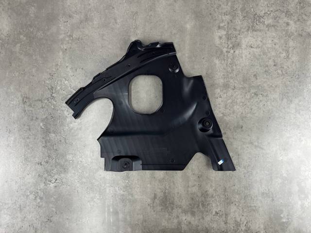 51767397490 BMW Защита двигателя правая купить в Николаев