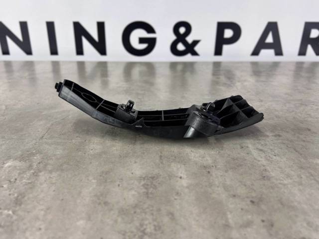525360R070 TOYOTA Кронштейн бампера переднего левый купить в Николаев
