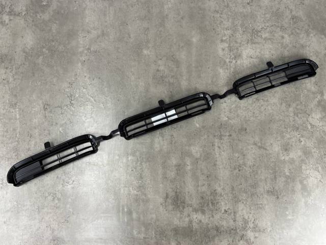 5311342060 TOYOTA Решетка бампера переднего нижняя купить в Харьков