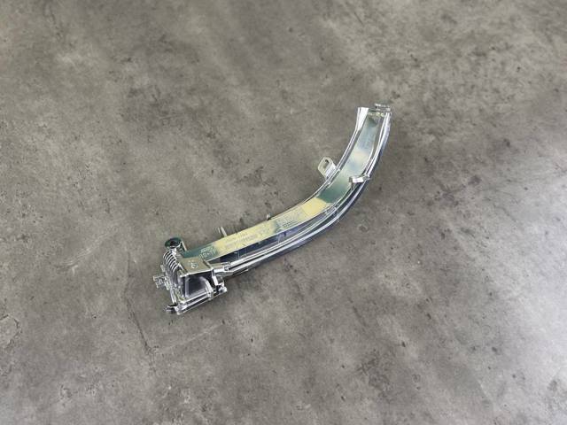 BMW 63137280772 Указатель поворота зеркала правый в наличии Днепр