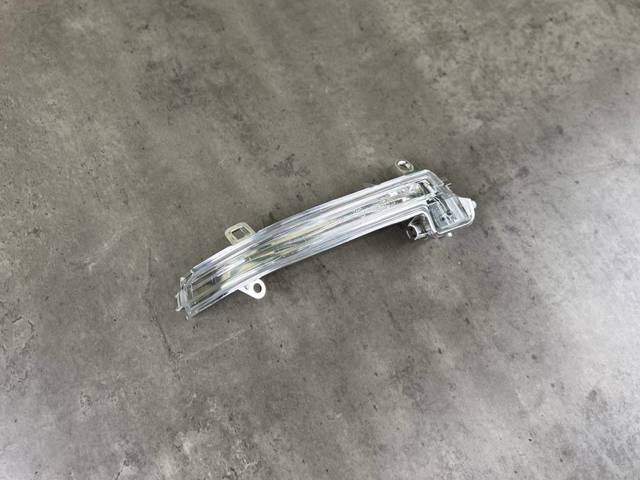 63137280772 BMW Указатель поворота зеркала правый купить в Киев