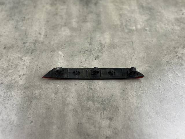 63147851577 BMW Левый отражатель заднего бампера купить в Кривой Рог