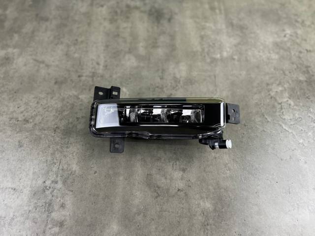 63177433788 BMW Фара противотуманная правая купить в Каменское