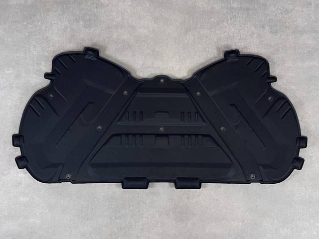 8R0863825 Шумоизоляция капота купить Кривой Рог