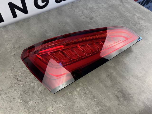 VAG 8R0945093C Фонарь задний левый в наличии Павлоград