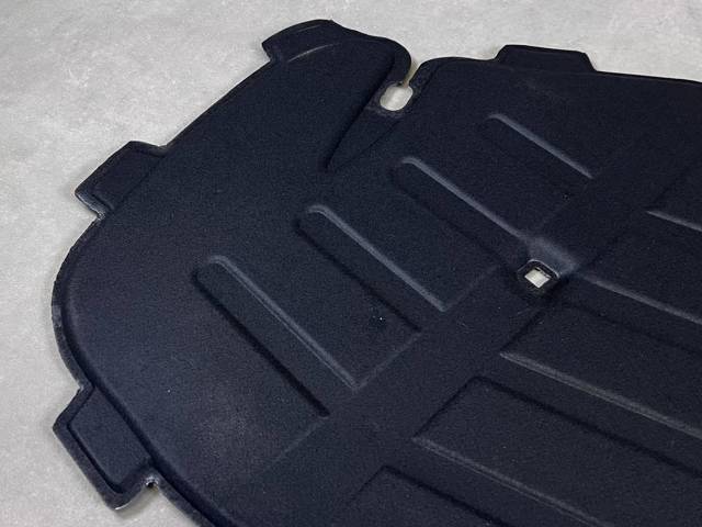 8V0863825 VAG Шумоизоляция капота купить в Чернигов