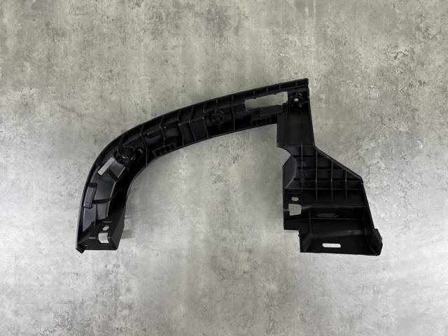 8W0807348A Кронштейн насадки глушителя купить Киев