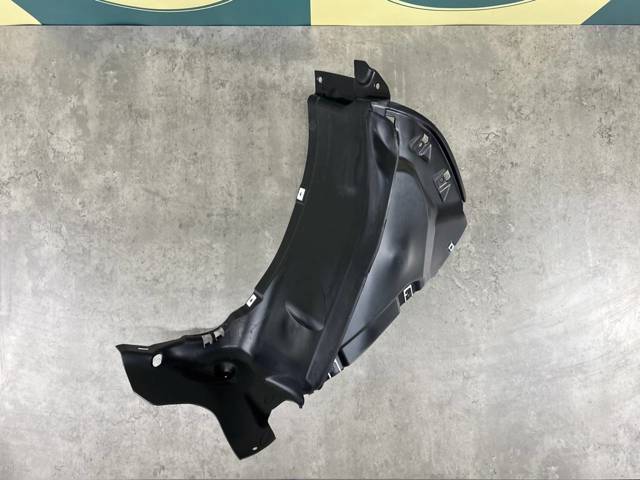 8W0853888A VAG Подкрылок крыла переднего правый передний купить в Тернополь