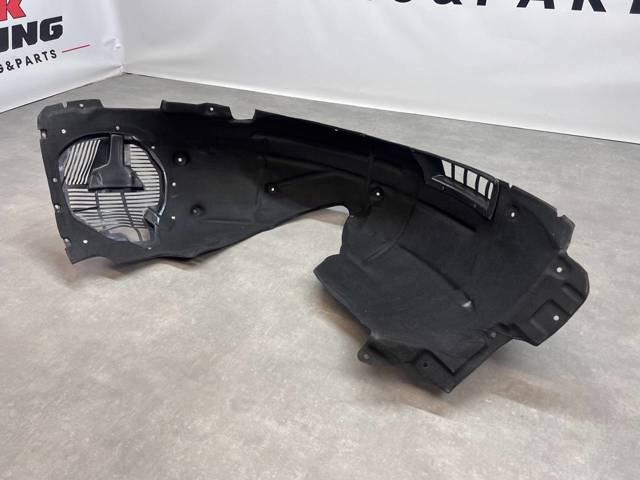 VAG 9J1810907D Подкрылок передний левый в наличии Павлоград