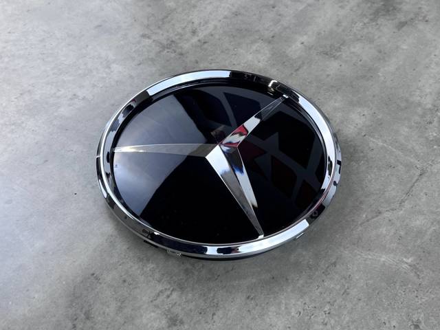 MERCEDES A0008880011 Кронштейн эмблемы решетки радиатора в наличии Ужгород