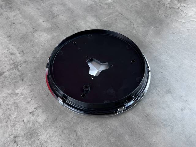 A0008880011 MERCEDES Кронштейн эмблемы решетки радиатора купить в Украина