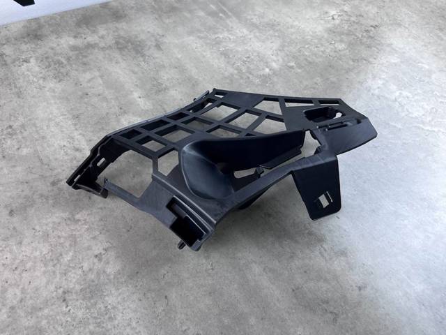 A1568850621 MERCEDES Кронштейн бампера переднего правый купить в Запорожье