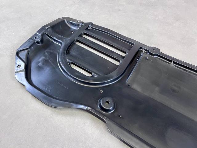 A1665200323 MERCEDES Защита днища задняя купить в Кривой Рог