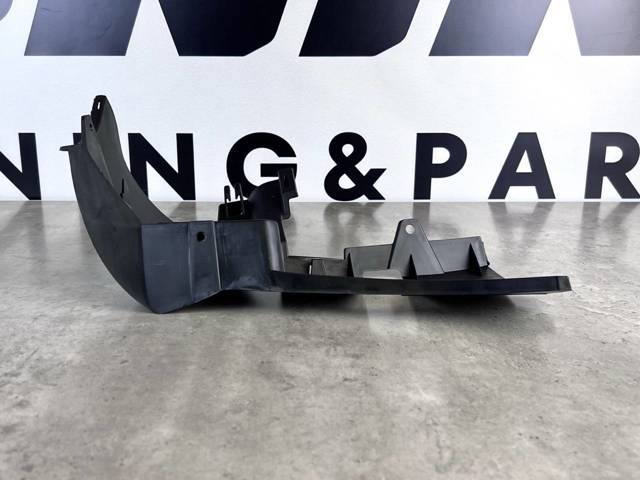 MERCEDES A1668850124 Кронштейн бампера переднего в наличии Ужгород