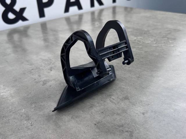 MERCEDES A21286002089999 Накладка форсунки омывателя фары передней в наличии Запорожье