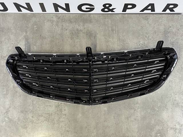 A2128801483 MERCEDES Решетка радиатора купить в Одесса