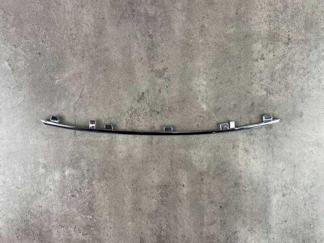 A2128852921 MERCEDES Молдинг решетки бампера переднего левый купить в Кривой Рог